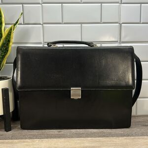 *5123 Coach black leather briefcase